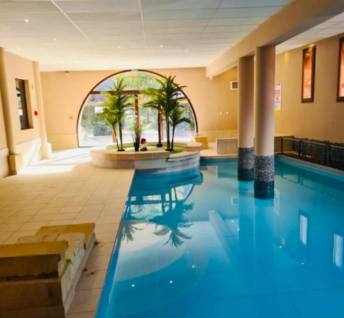 Appartement avec Piscine Intérieure Centre Village Saint Lary Appartamento Saint-Lary-Soulan