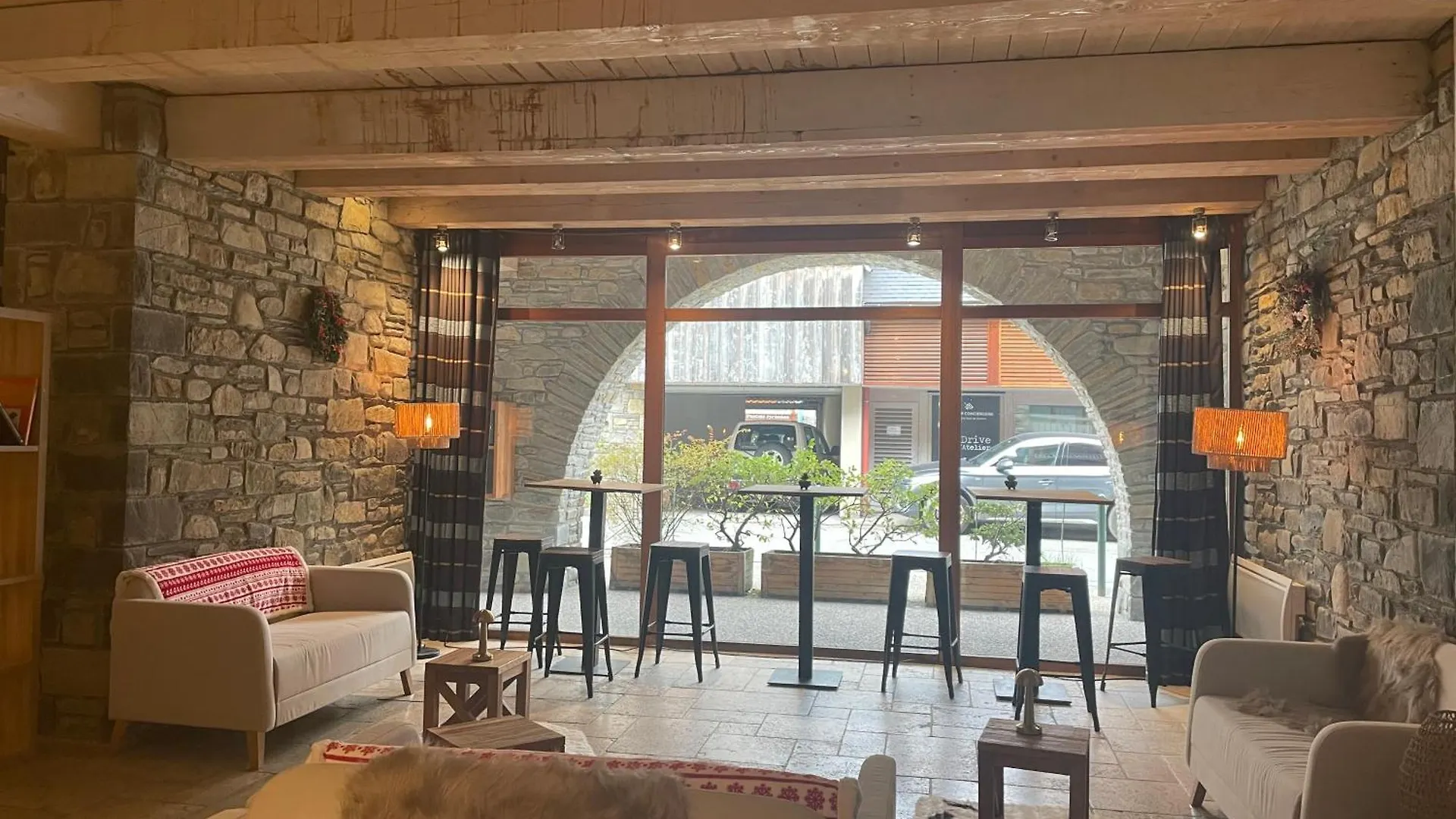 Appartamento Appartement avec Piscine Intérieure Centre Village Saint Lary