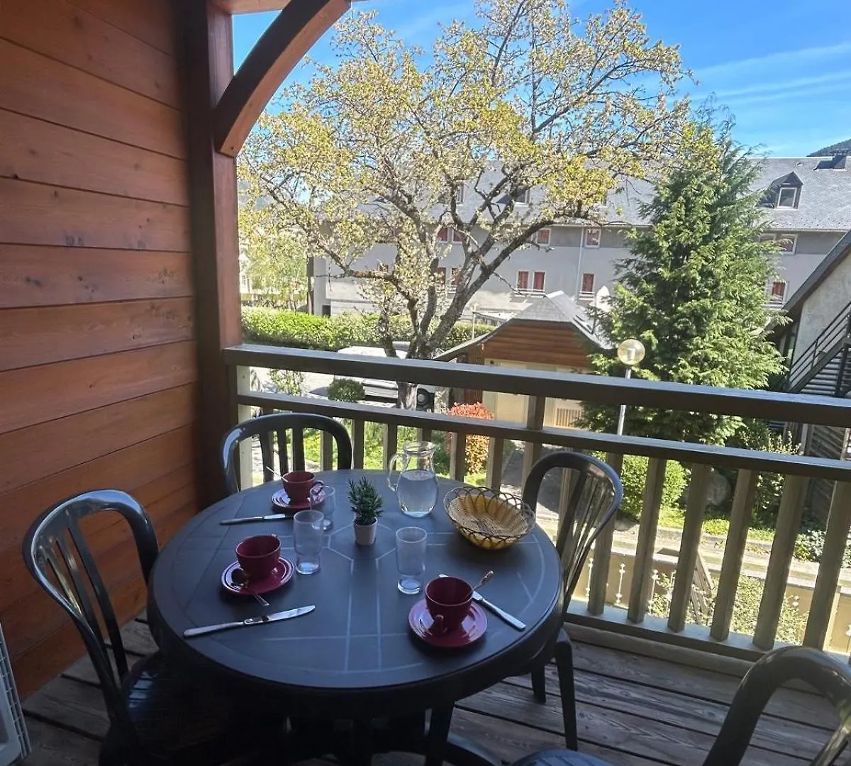 Appartement avec Piscine Intérieure Centre Village Saint Lary Francia