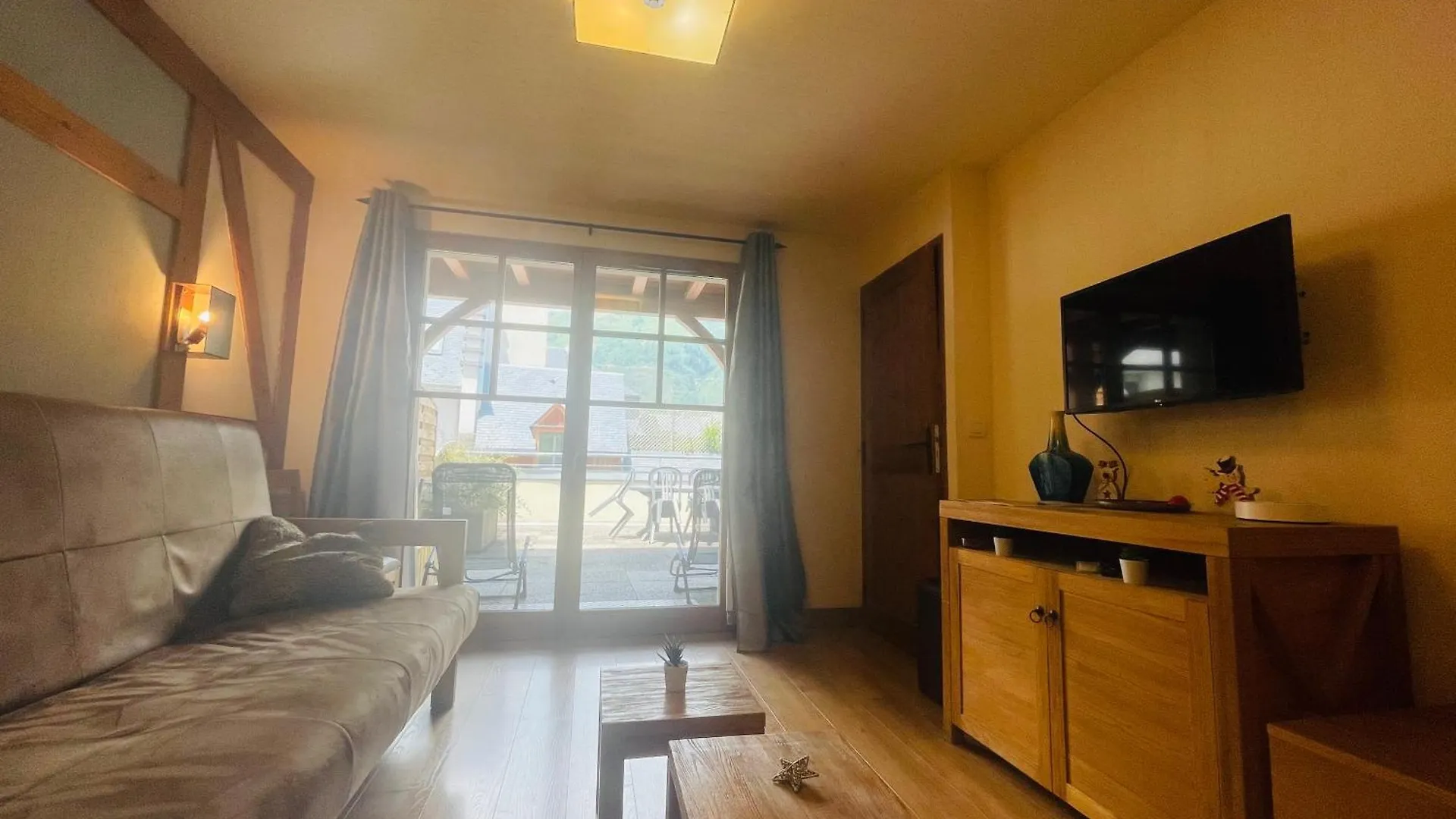 Appartement avec Piscine Intérieure Centre Village Saint Lary Appartamento Saint-Lary-Soulan