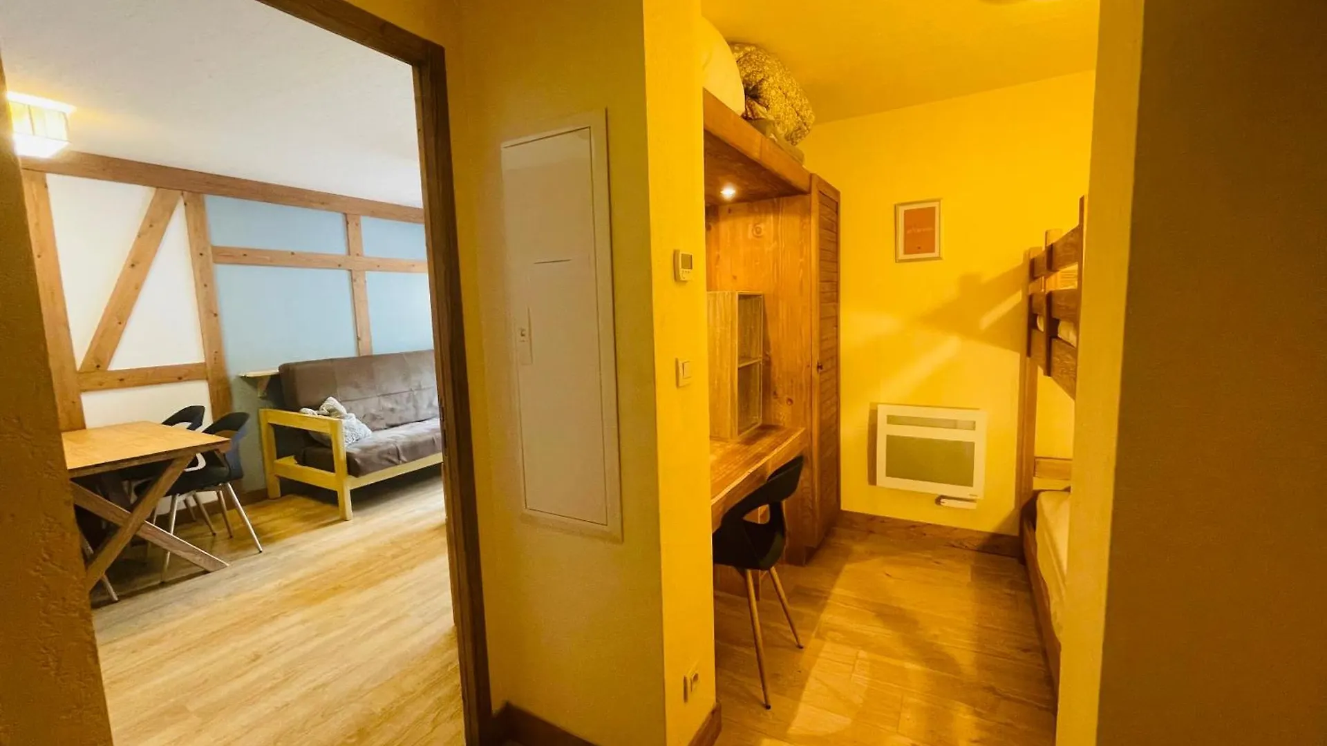 Appartamento Appartement avec Piscine Intérieure Centre Village Saint Lary Francia